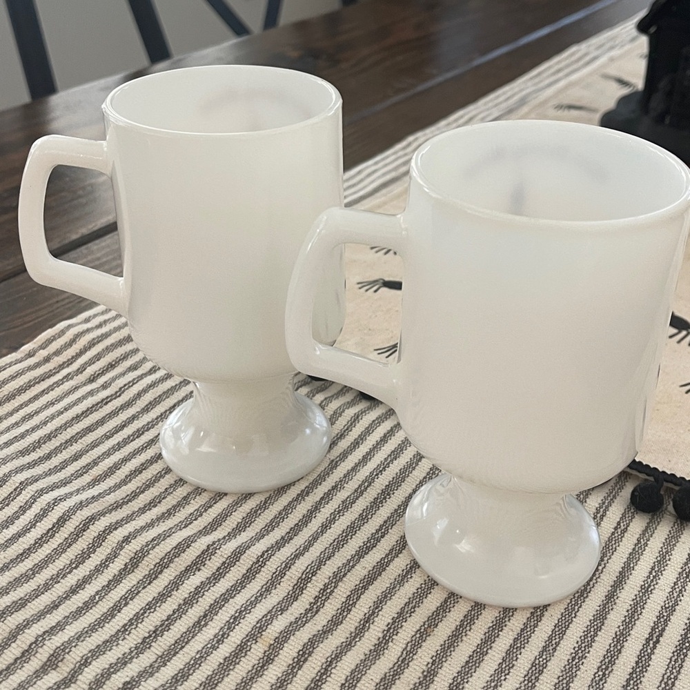 Walt Disney World Parks Resort Vintage White Milk Glass Footed Mug Cups - Picture 4 of 4